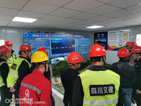 四川省G26線筠連縣十八學士山瓦斯隧道監控量測